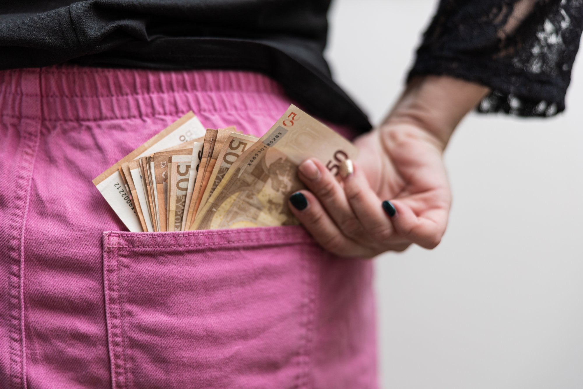 KÜSITLUS | Mida kavatsed ette võtta maksuküüru kaotamisest saadava rahaga?