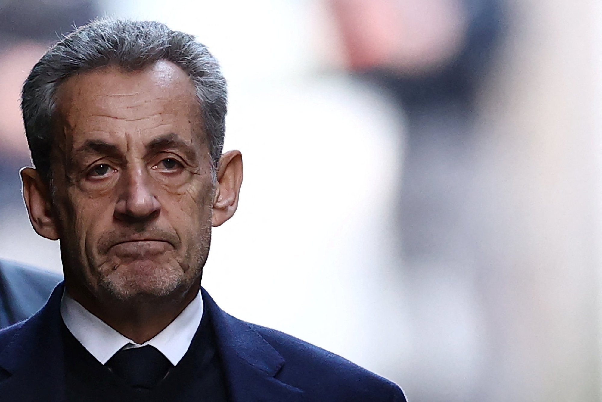 Prantsuse kohus lubas ekspresident Sarkozy pärast 20-päevast vangistust vabastada