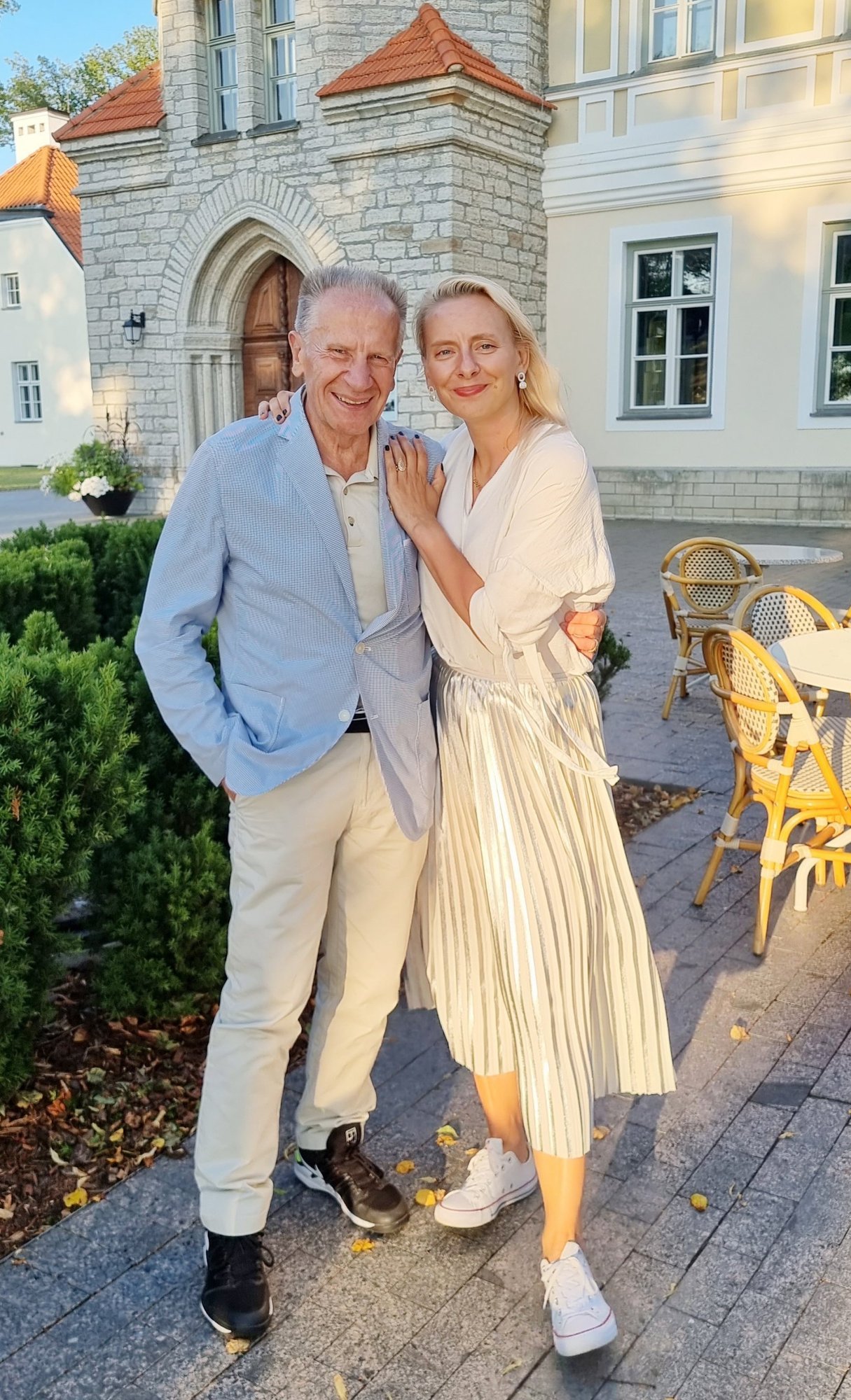 FOTOD | Valeri Kirss on avalikkuse eest kadunud ja tema uunikumid rändavad uutele omanikele