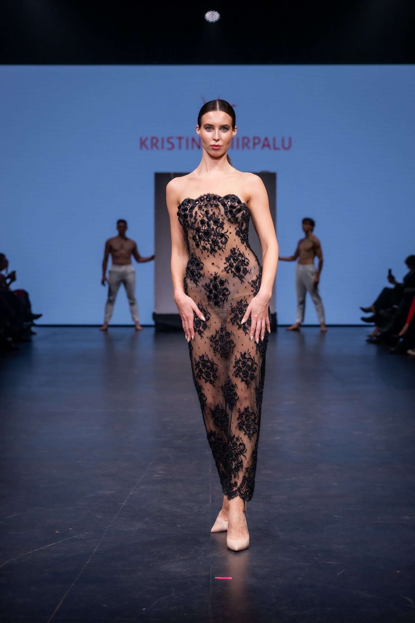 Kingitus multimiljonärist kihlatult? Modell Rebeka Võsu kannab hinnalist aksessuaari