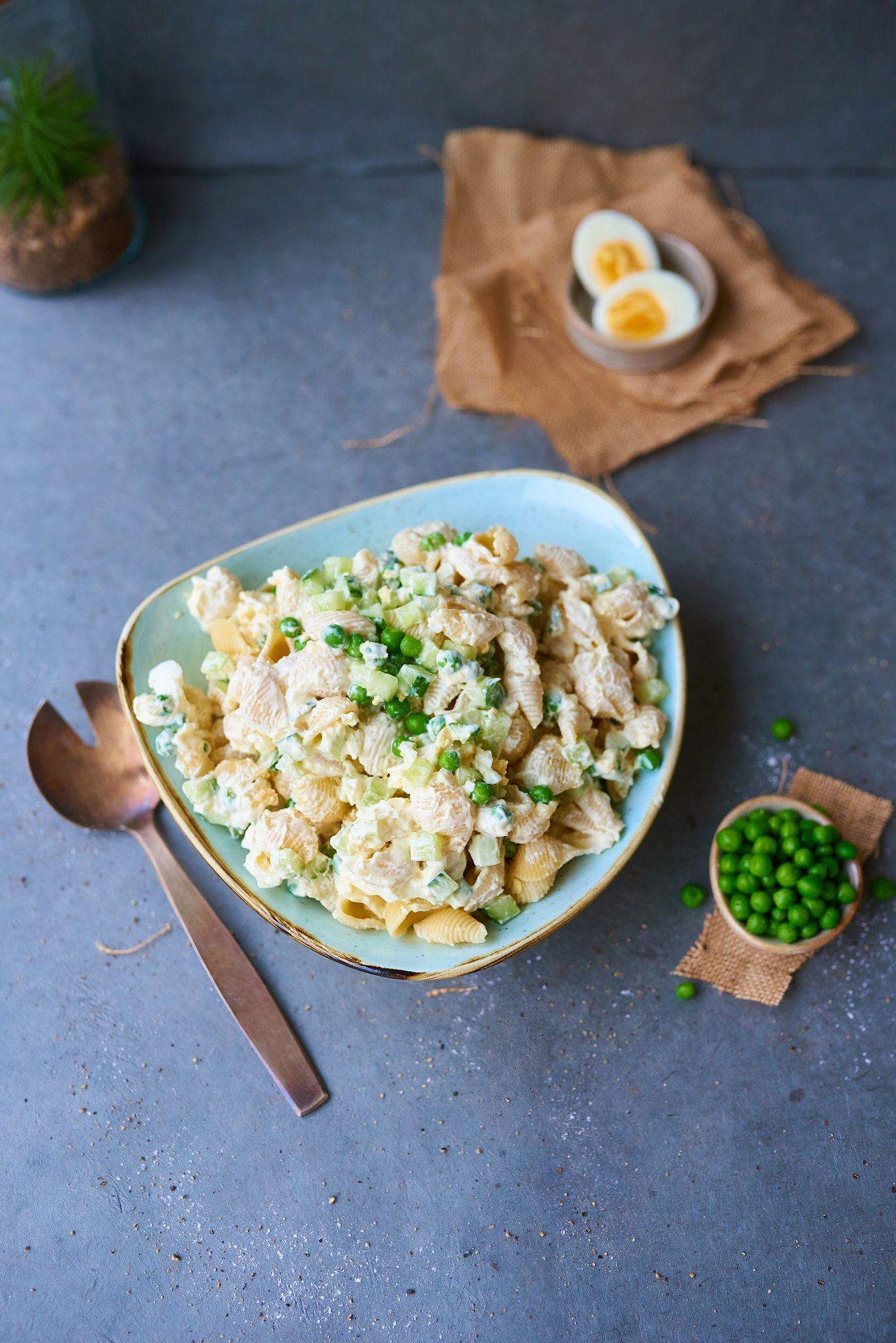 Mõnikord on lihtsalt vaja üht väga tavalist ja kodust makaronisalatit