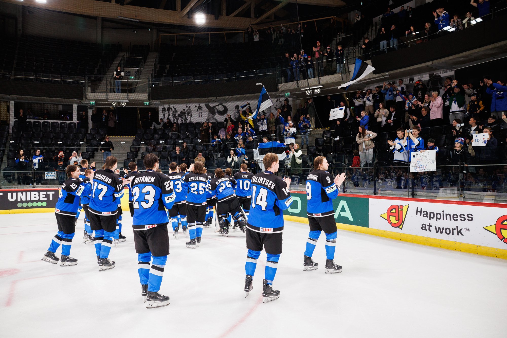 FOTOD | Kõhuviirusega maadelnud Eesti jäähokikoondis ei jätnud hispaanlastele mänguruumi