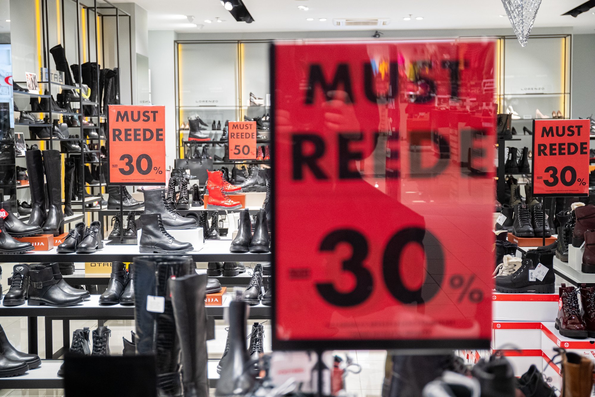 HEA TEADA | Tarbijakaitse annab nõu: kuidas säilitada musta reede ostuhulluses mõistus?