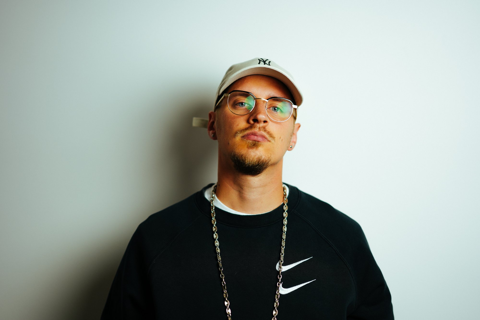 TÄHETUND | Räppar Metsakutsu peres kasvavad laste asemel neli koera. „Nad võtavad meie aja ilusti ära. Elu on täidetud“