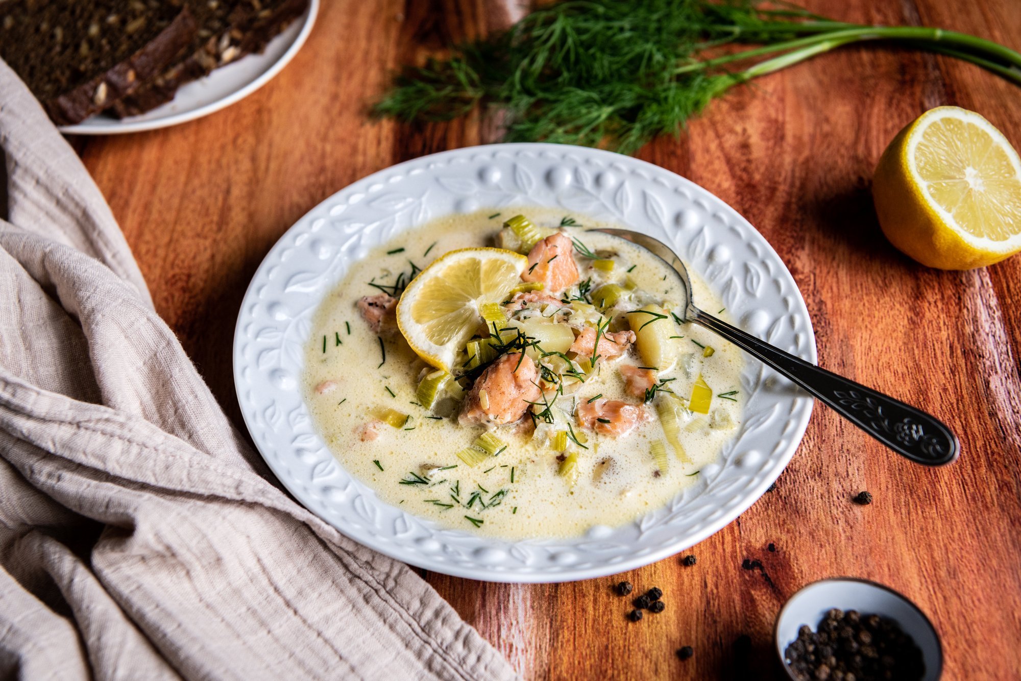 Kuum supp külmal ajal! Neli supiretsepti kana, lõhe, läätsede ja brokoliga