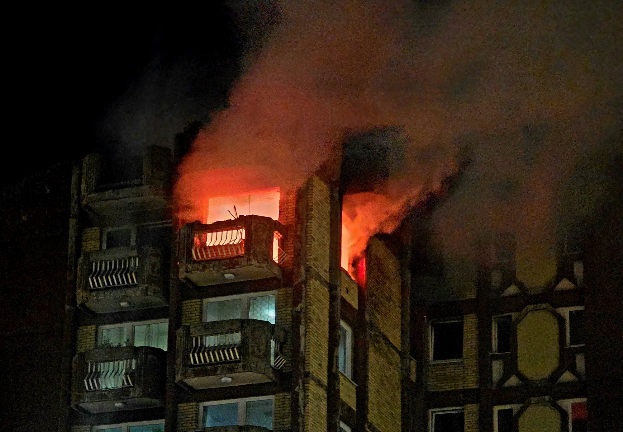 VIDEO | Bosnia ja Hertsegoviina eakate hooldekodu tulekahjus hukkus kümme inimest