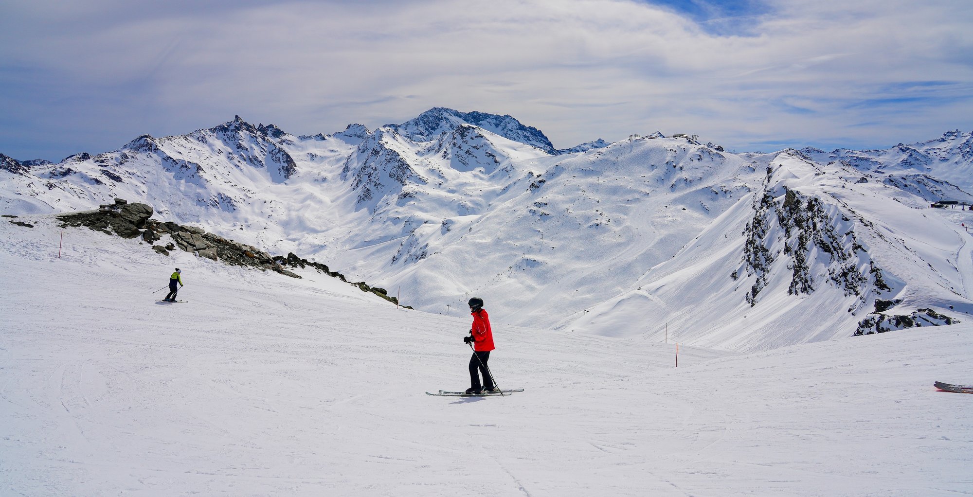 Euroopa suusakuurortides on hinnad märgatavalt tõusnud. „Suusapuhkus muutub jõukamate privileegiks“