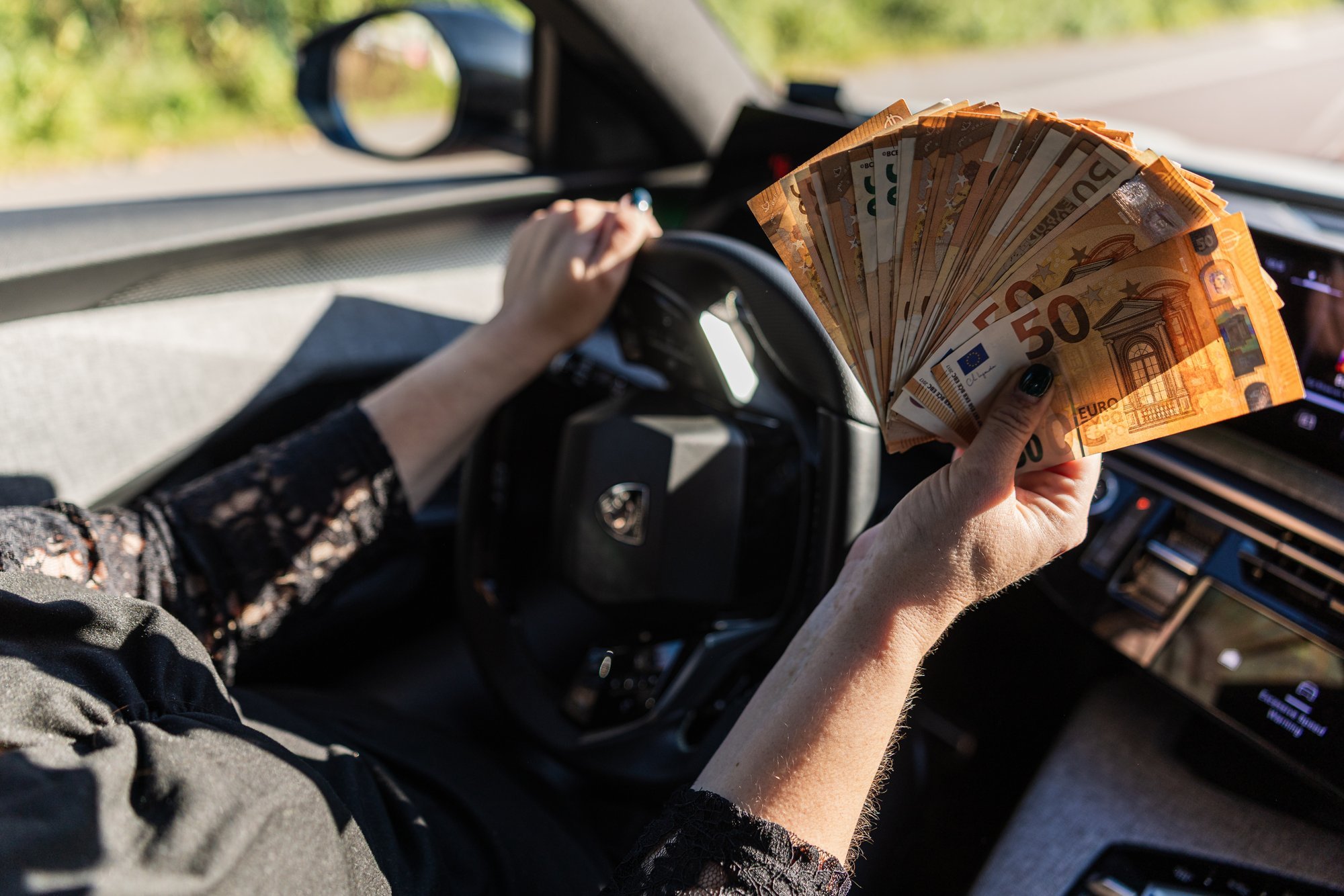 Advokaadid automaksu kohtuasjadest: sisuline kontroll on võimalik, kui kaebus näitab, kuidas maks isikut ebaproportsionaalselt koormab