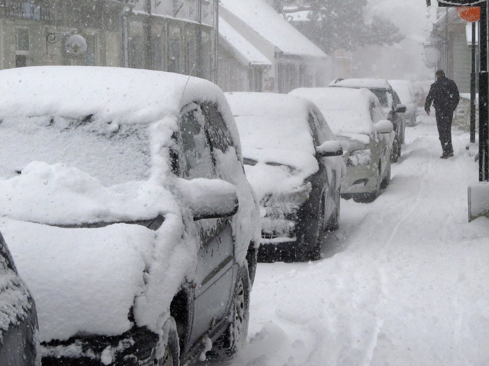 ILMAPROGNOOS | Rehvid vahetatud? Maha võib sadada kuni 7 cm lund