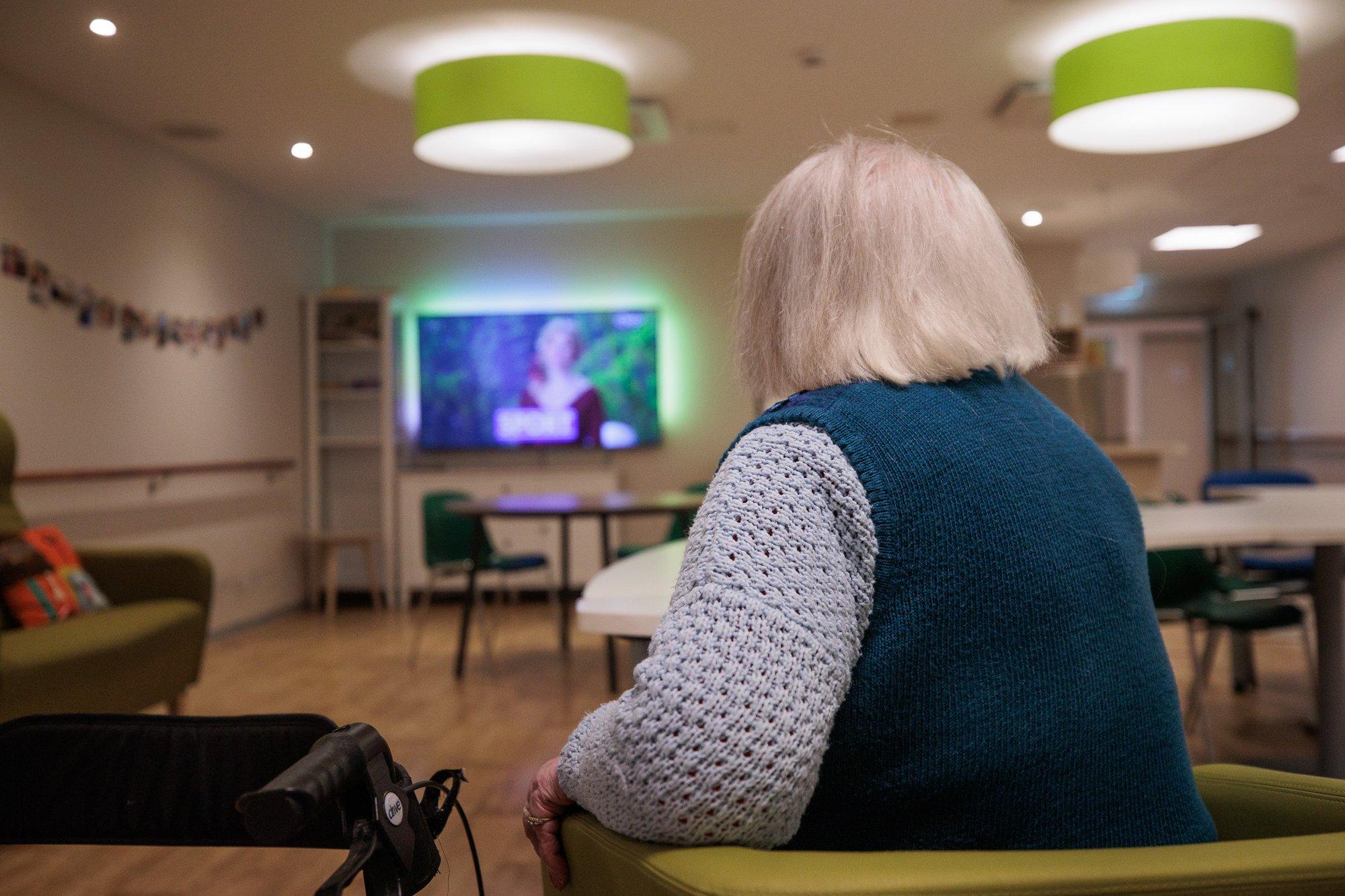 Ilus uus hoone tehnikavidinate, sauna ja saviteraapiatoaga ei tähenda veel, et lähedane on hooldekodus hoitud