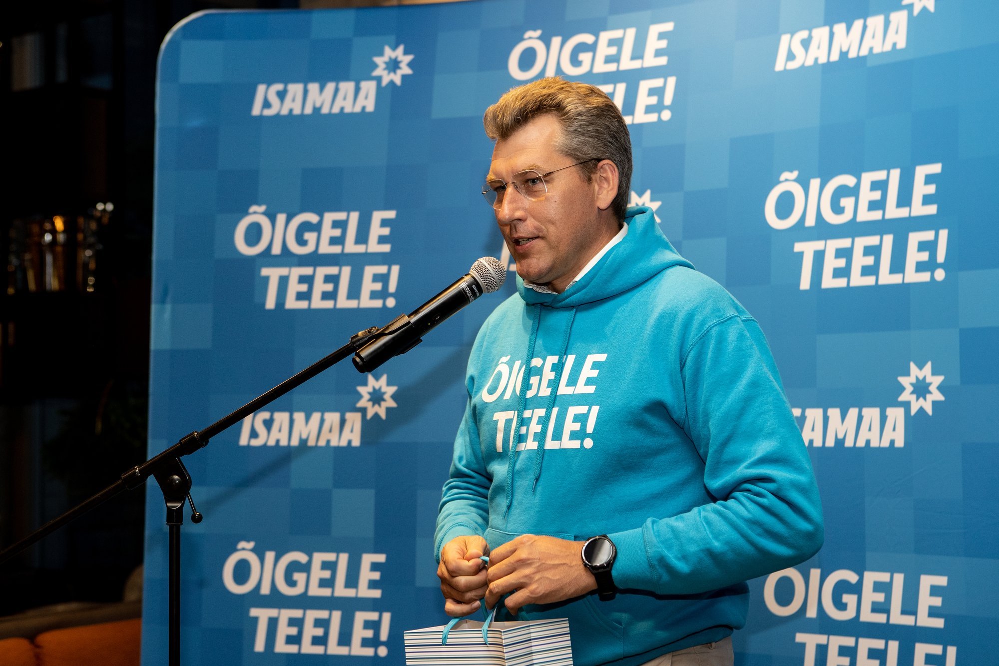 Isamaa peasekretär Metsoja: saime kutse kriminaalpolitseisse, meile esitatakse kahtlustus