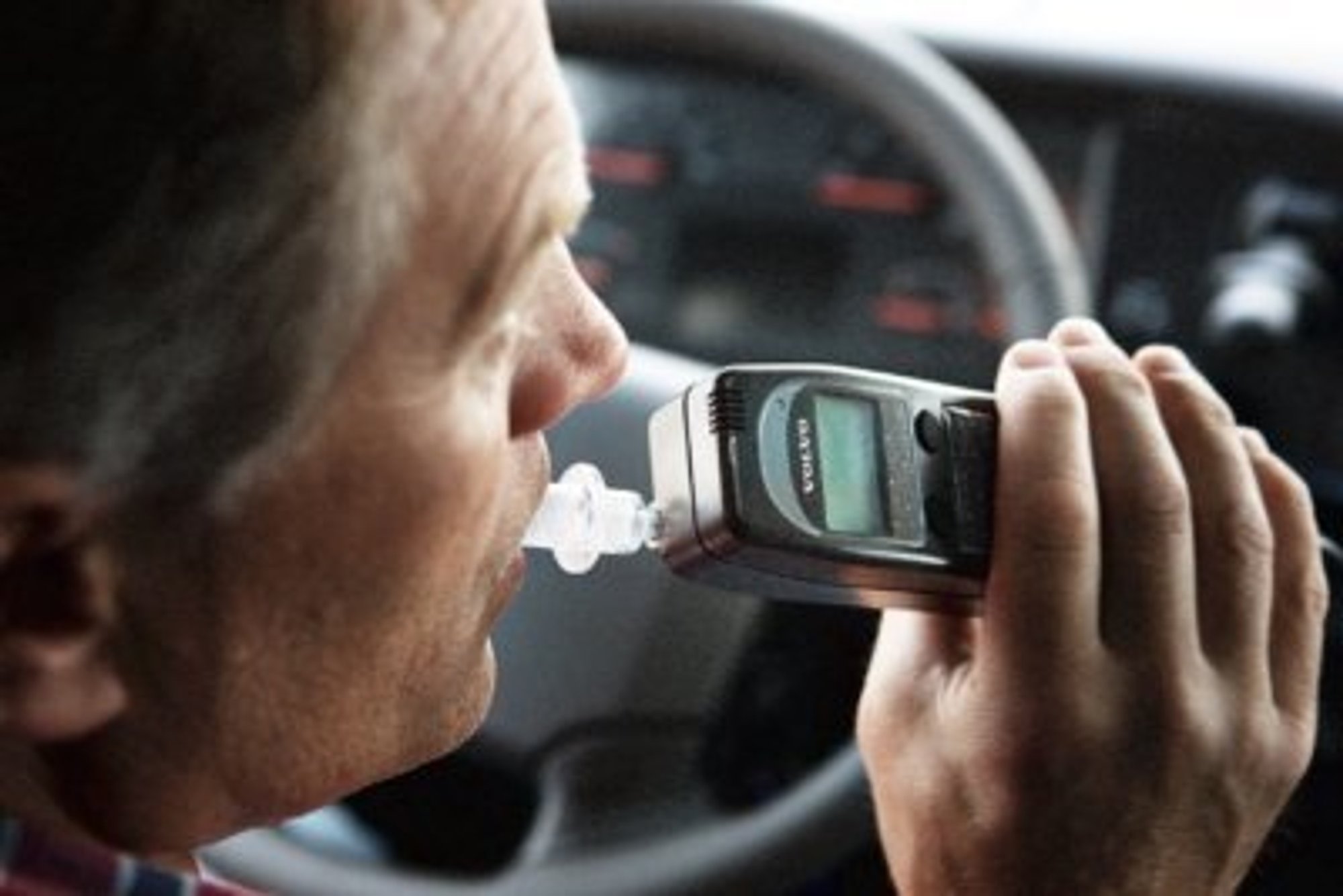 Alkolukk ajas Rootsis elava eestlase närvikava sassi. „Neli aastat põrgut!“