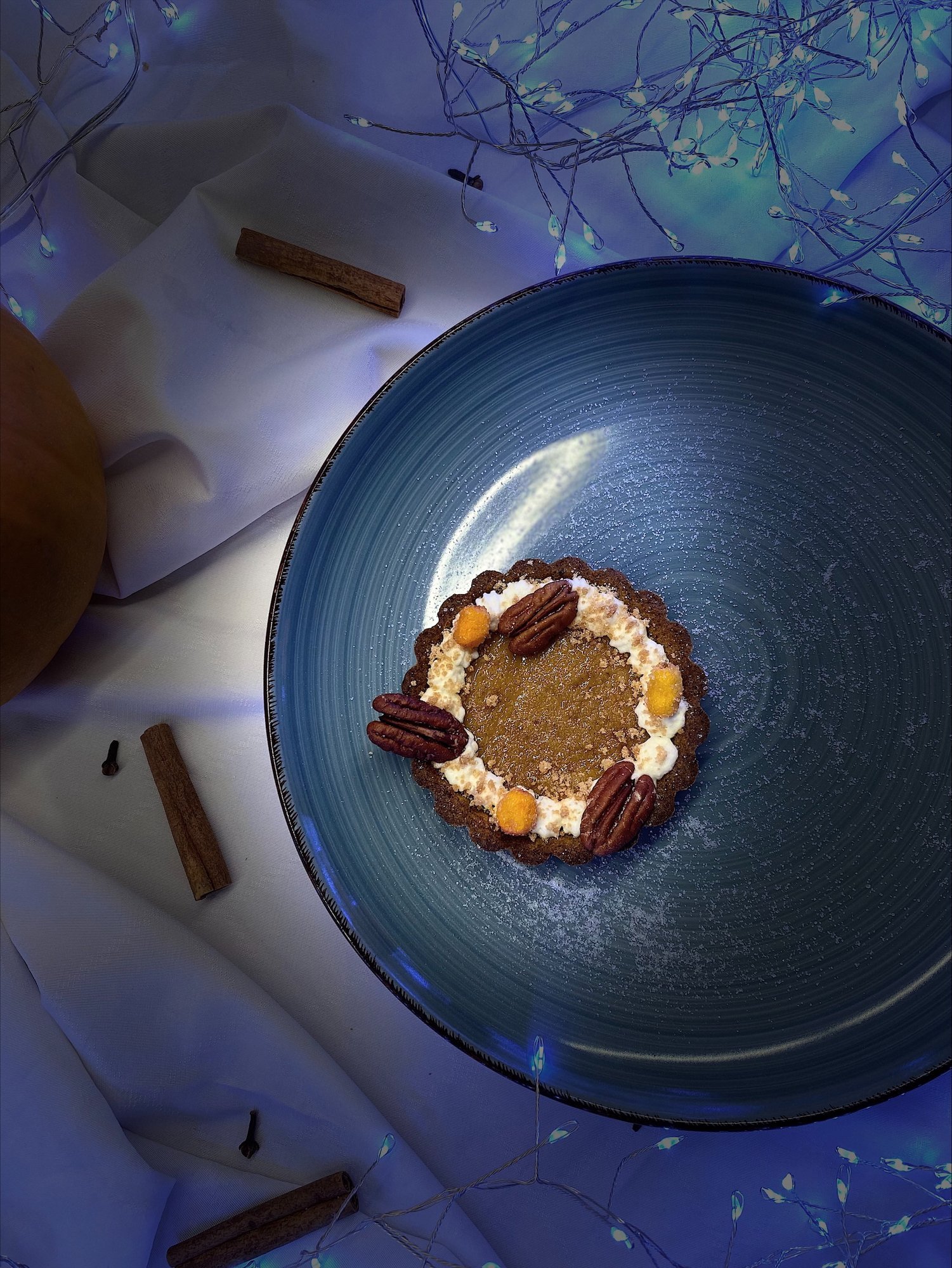 KOKA JÕULUD | Ilus punkt pühadele: maagilise maitsekombinatsiooniga astelpajujahu tartlet