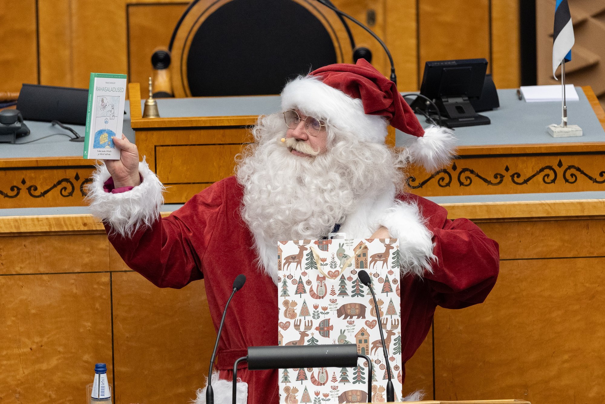 VILJA KÜSIB | Kallis jõuluvana, miks sind enam riigikokku ei oodata?