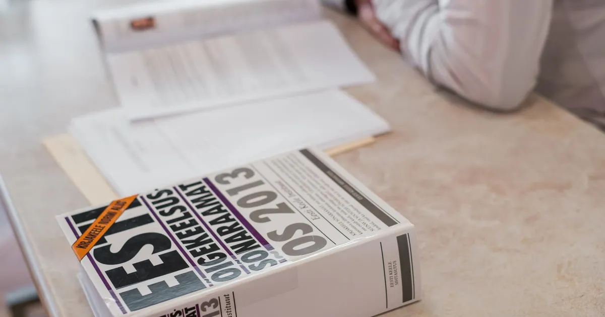 Õpetatakse, kuidas juhtub, ja keegi ei kontrolli: eesti keele kursuste kvaliteet on kohati väga kehv