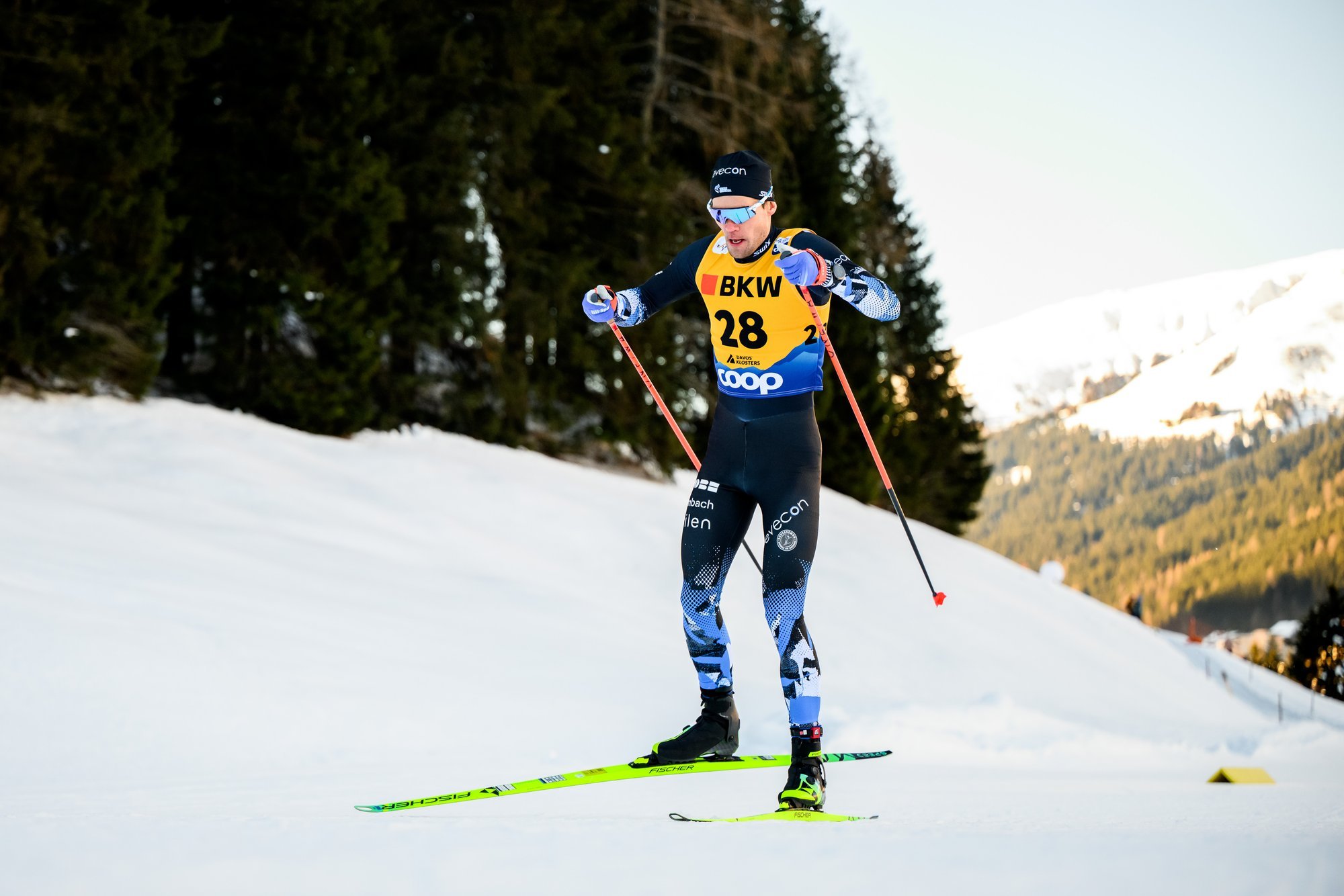 TALISPORDIBLOGI | Tour de Ski uudse formaadiga võistluse mõlemad võidud läksid USA-sse. Vagul diskvalifitseeriti nelja hüppemäe turneel