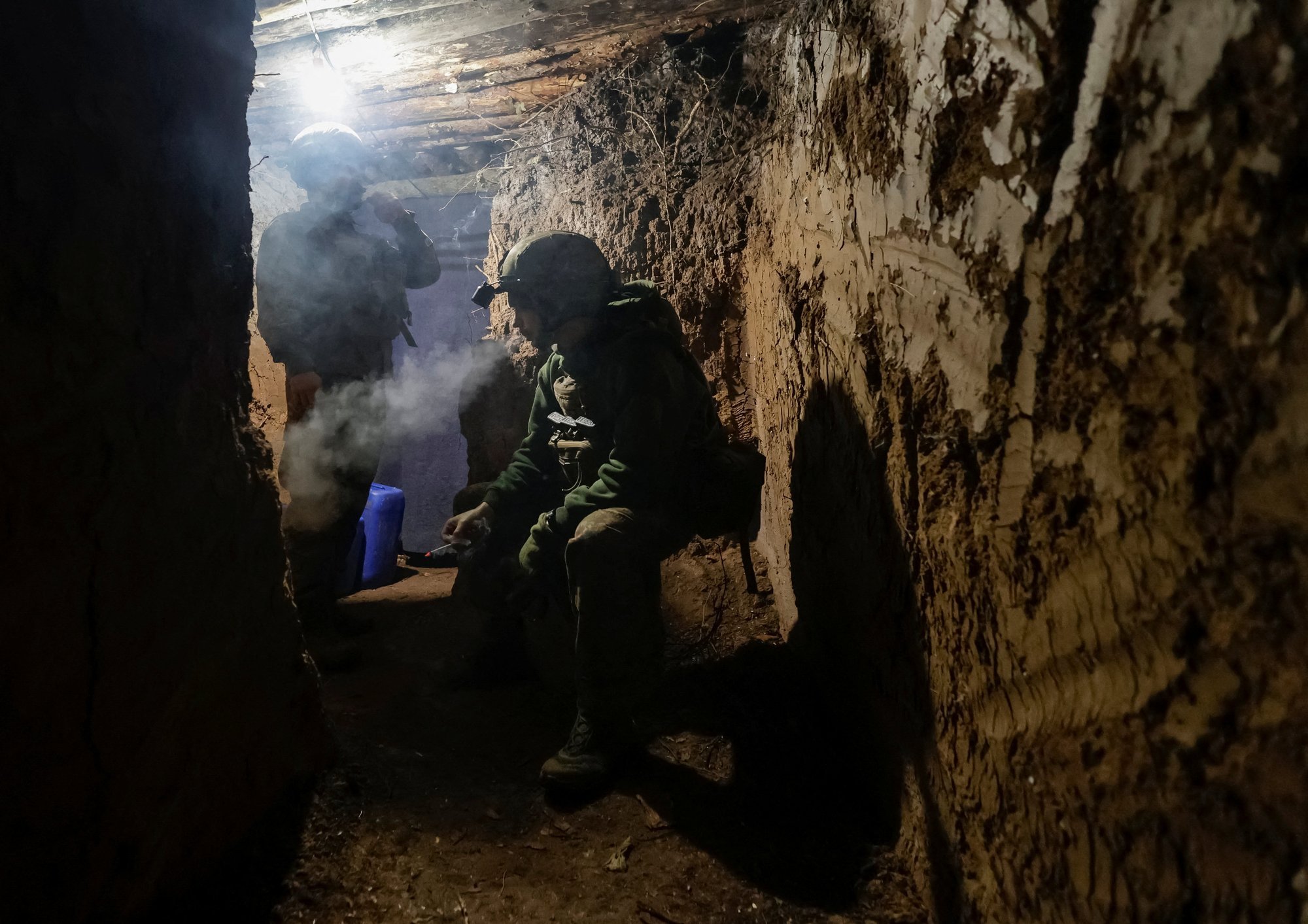 SÕJAPÄEVIK (1382. päev) | Ukraina sõja traagika: 11 noort läks kevadel rindele, neist neli on surnud ja neli haavatud