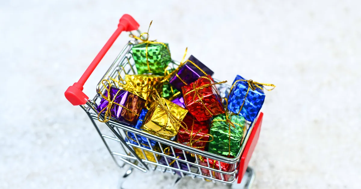 POSTIMEHE OSTUKORV «JÕULUD» ⟩ Vaata, millisest poest saad jõululauale sobiva soodsaimalt kätte