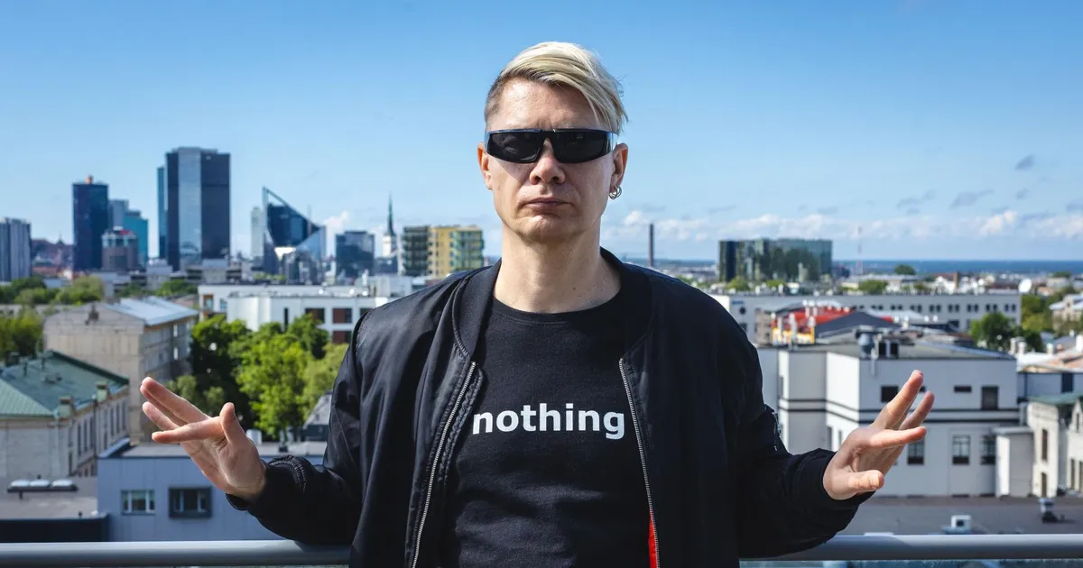 Ilmub Kiwa 20 aastat kirjutatud raamat «Hukkunud Alpinisti hotellist»