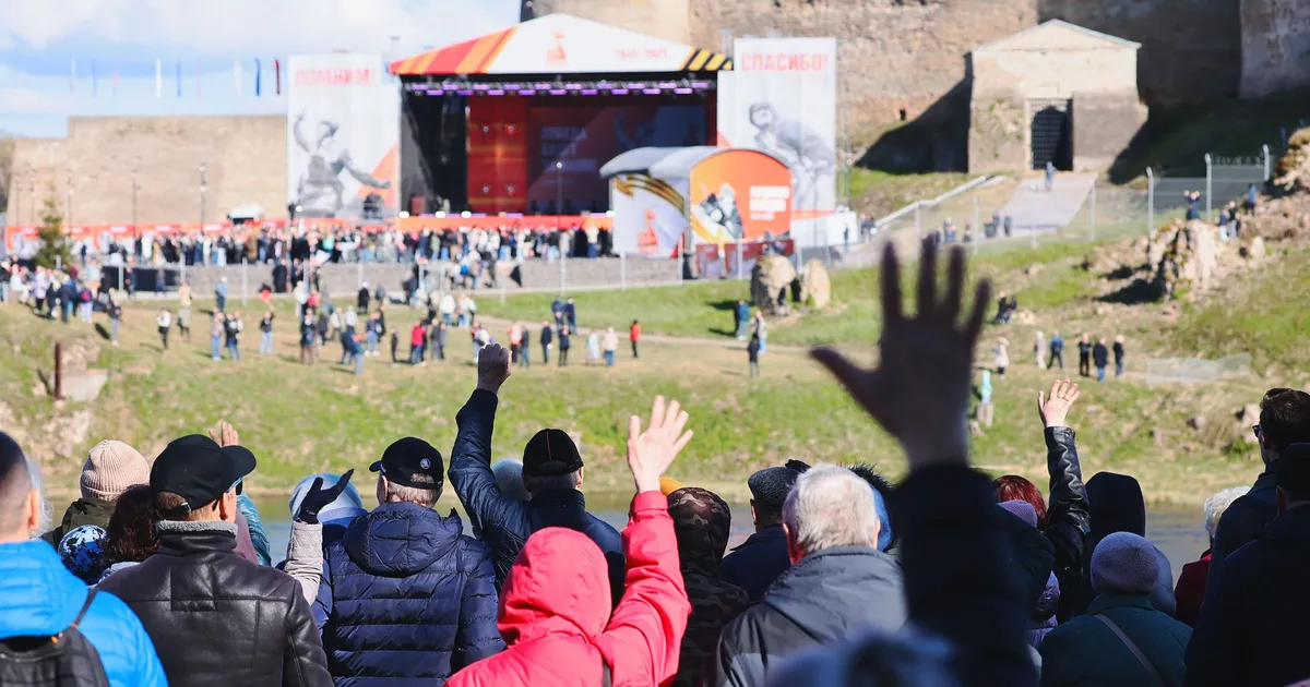 MIKK SALU ⟩ Lõpetame demokraatia eksperimendi Narvas