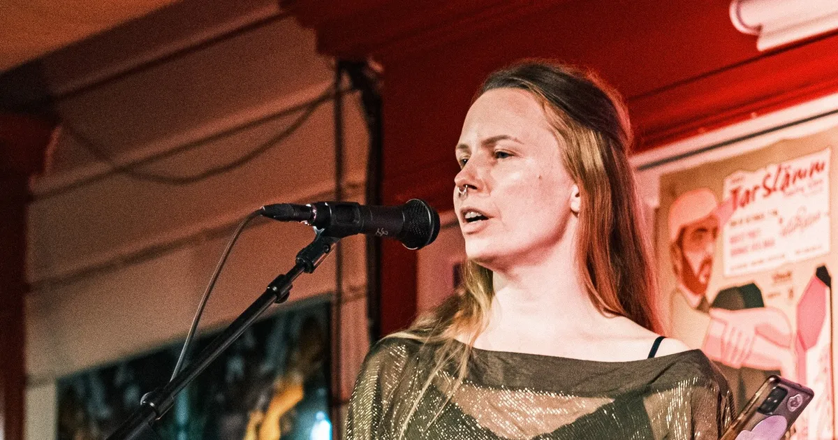 Kaks luuleraamatut, mida sobib suurepäraselt vaheldumisi lugeda