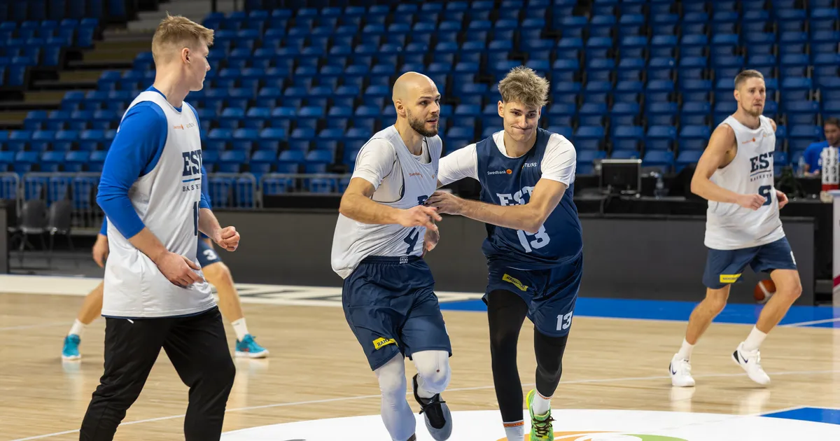 BLOGI JA GALERII ⟩ Kaitses hätta jäänud Eesti korvpallikoondis pidi täismaja kodupubliku ees tunnistama Tšehhi paremust