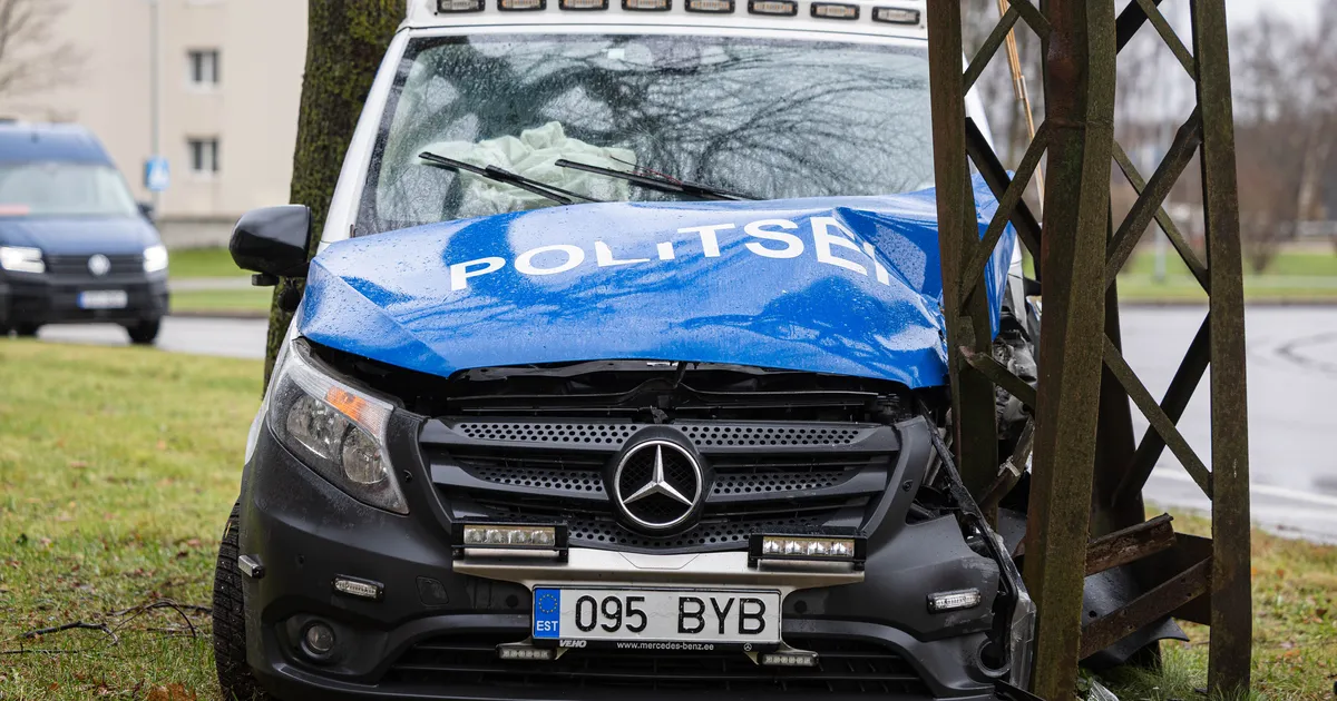 Õnnetusse sattunud politseinikud naasid tööle