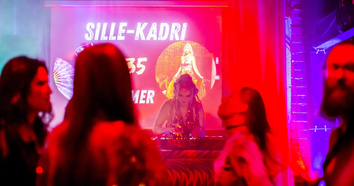 GALERII ⟩ Korralik möll! Caater ja drag queen'id: podcaster Sille-Kadri Simer tähistas juubelit pöörase peoga Uues Laines