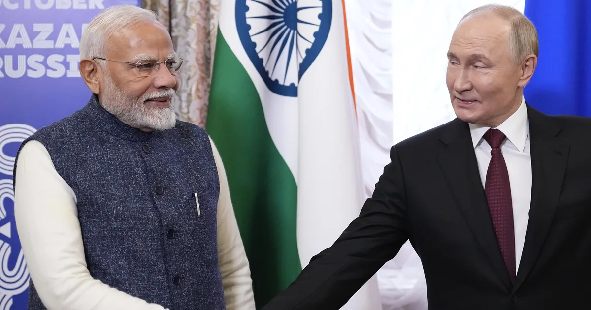 Putin sõitis Indiasse kaitse- ja kaubandusküsimusi arutama