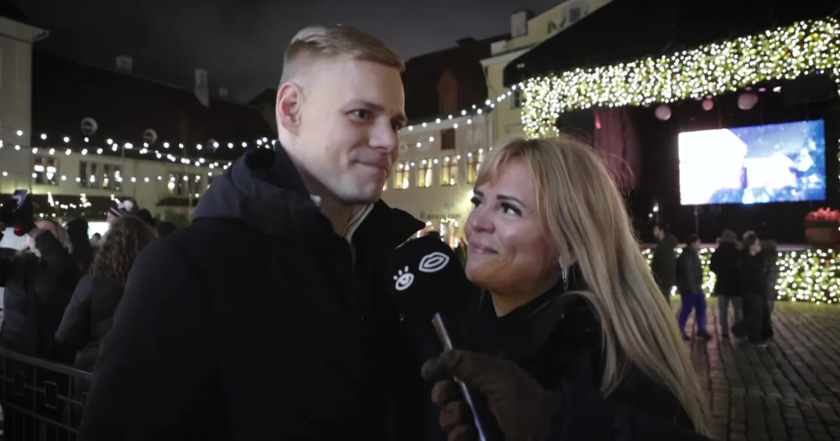 VIDEOINTERVJUU ⟩ Tallinna jõuluturul tehti abieluettepanek: see on meie jaoks nii eriline koht