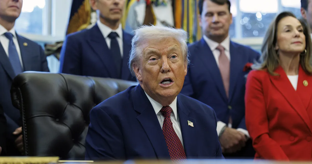 ÜLEVAADE ⟩ Trump ähvardas somaallased riigist välja saata