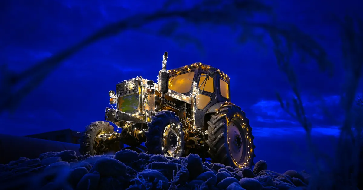 PILDID JA KAART ⟩ Jõulutuledes masinad loovad ainulaadse vaatepildi