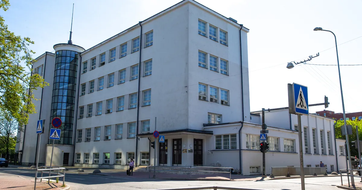 «Nüüd tundis tema ise seda, mida tundsin mina»: Kesklinna vene gümnaasiumi õpetajad kirjeldavad vallandatud direktorit kui hirmutajat ja alandajat