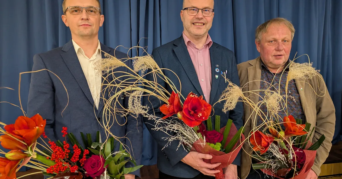 VAT JÕULUNAIST TAHAKS ⟩ Isamaa valis volikogu esimehe naisi alavääristavate märkuste saatel