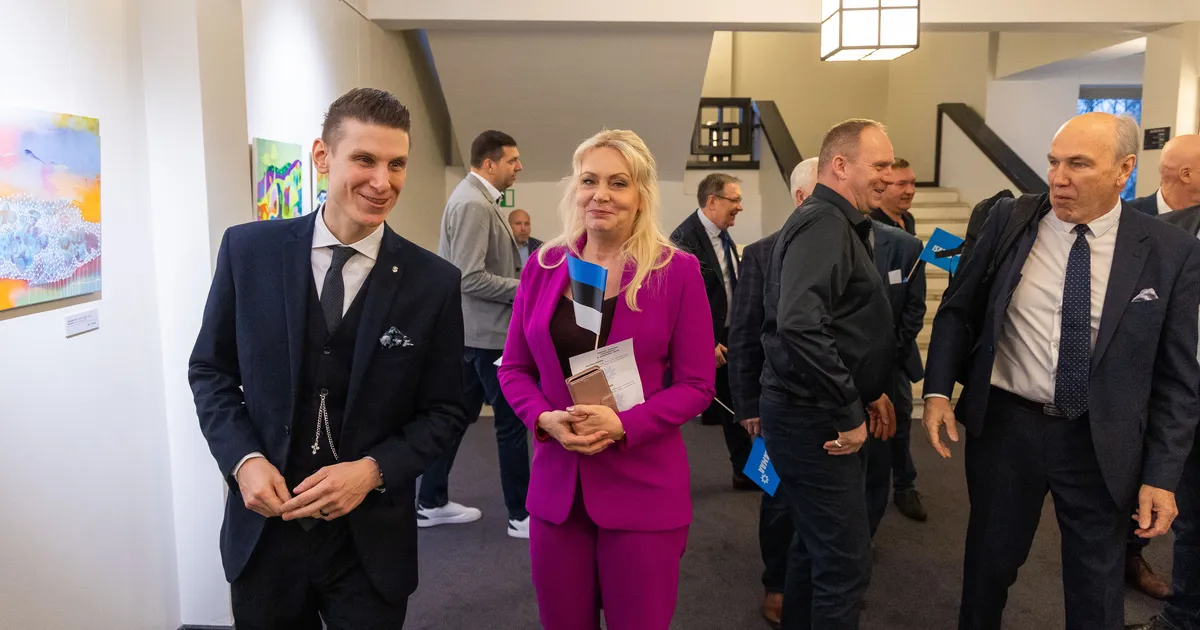 FOTOD ⟩ Reinsalu volikogule: ühiskond näeb Isamaas alternatiivi võimul olevale ladvikule