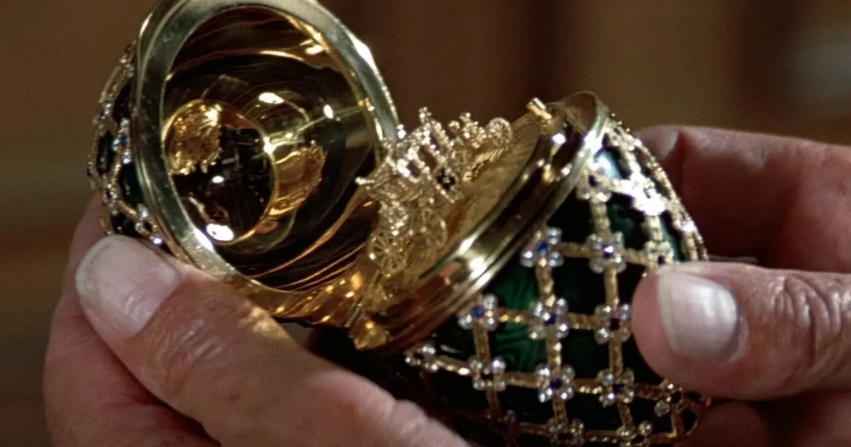 KALLIS KÕHUTÄIS ⟩ Politsei ootas kuus päeva, et saada varga seest kätte miljoneid väärt «teemantidega muna»