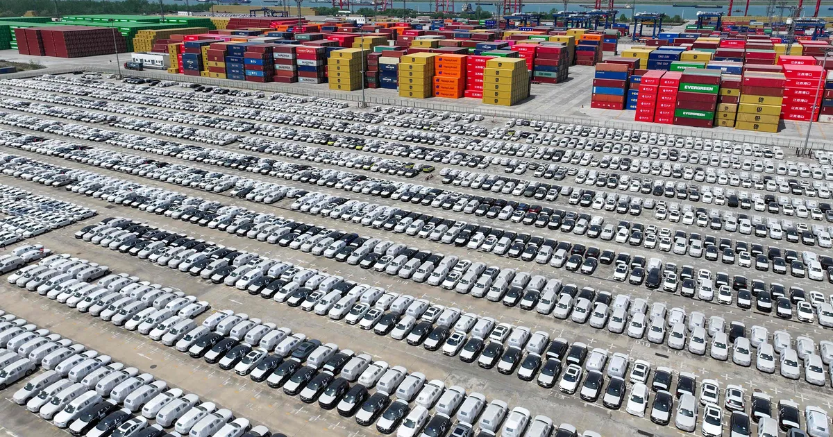 Hiina kaubandusülejääk ületas triljoni dollari lati