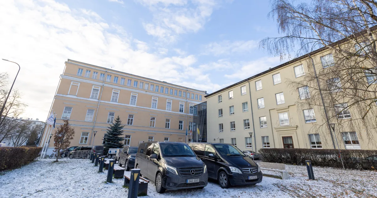 Kaks gümnaasiumi aitavad õppekohtade nappust leevendada