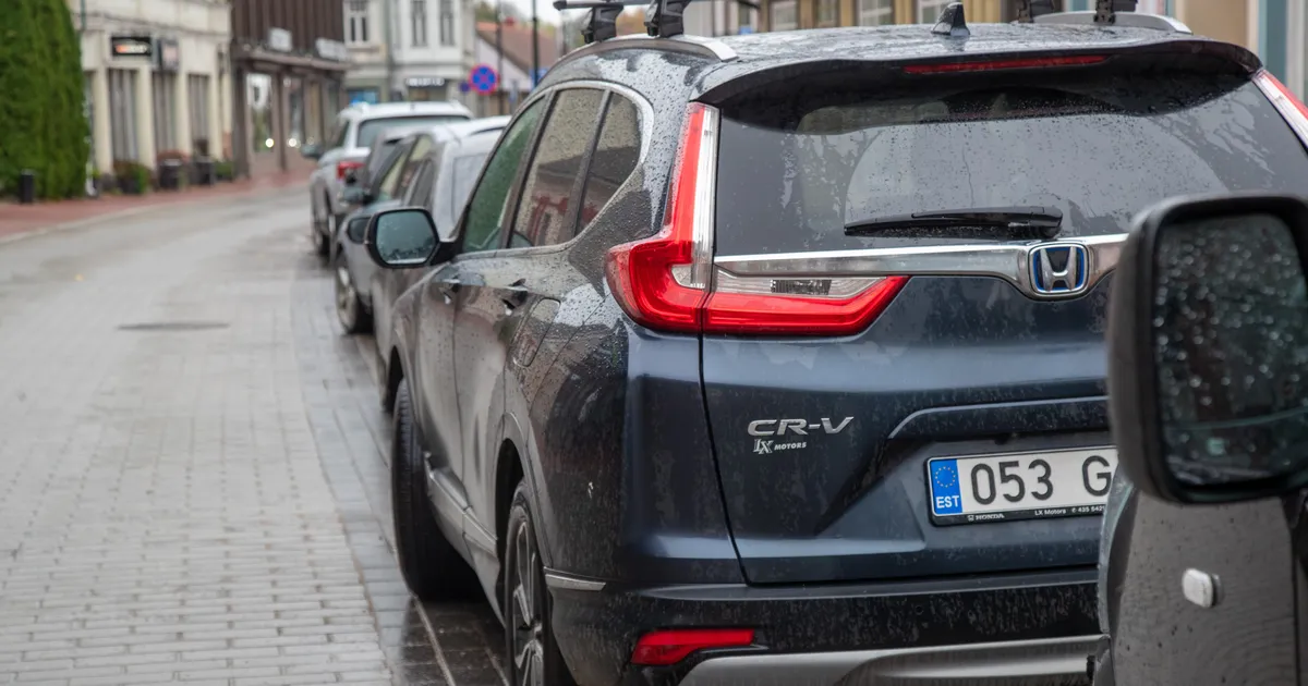 Tehnilise tõrke tõttu kustusid ekslikult liiklusregistrist mitmed sõidukid