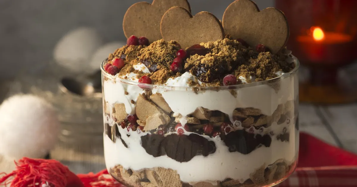 NÄDALA RETSEPTID ⟩ Kuidas teha piparkookidest kausikooki ja Kirjut Koera või glögist ja vahuveinist kokteili?