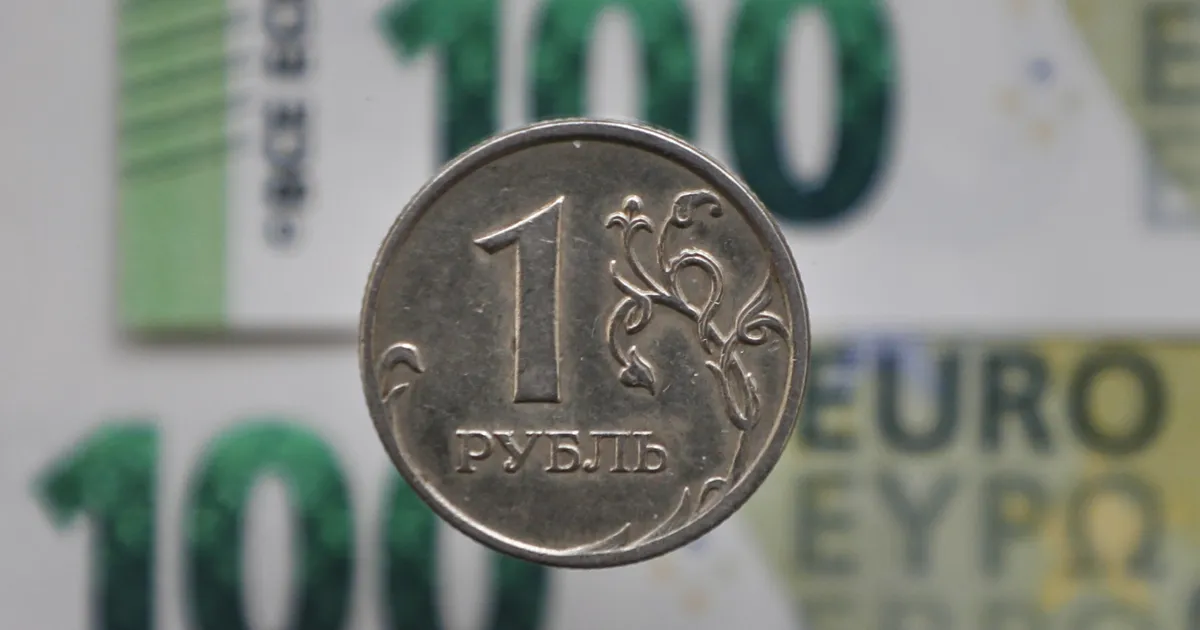 ÜLEVAADE ⟩ Kui palju plaanivad jõuludele kulutada eestlased, lätlased ja leedukad? Aga venelased?