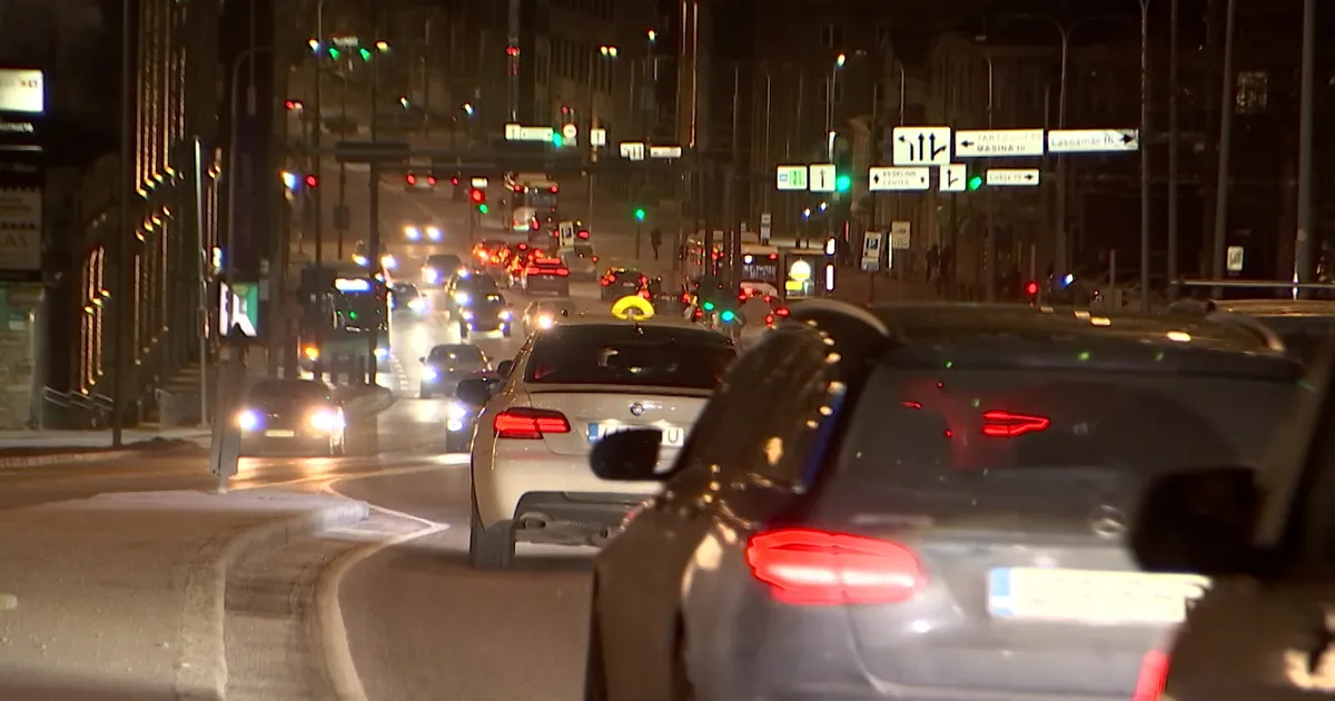 VIDEO ⟩ Eelmistel jõulupühadel kõrvaldati liiklusest üle 100 autojuhi. Milliseid soovitusi jagab politsei tänavusteks pühadeks?