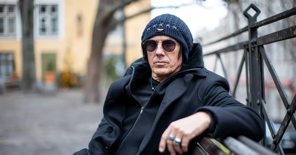 Hendrik Sal-Saller sarnasusest oma 18-aastase pojaga: see on mulle meeltmööda, sest nii ongi õige