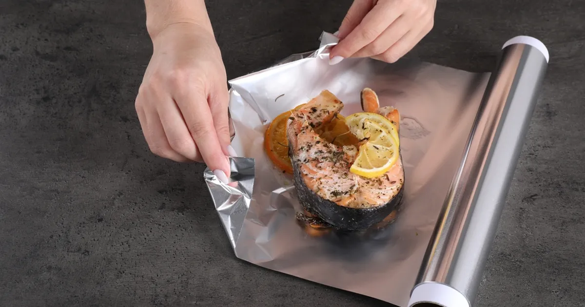 Fooliumi läikiv ja matt pool: kas on vahet, kumba pidi seda kasutada?