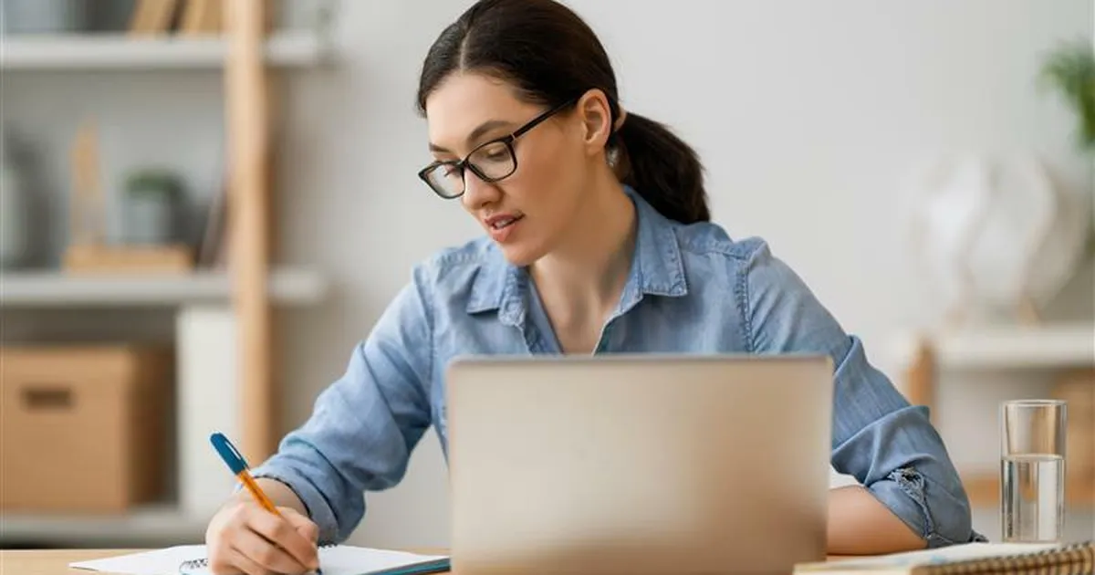 HEA ELU TEEJUHT ⟩ Mõeldes tulevikule. Millal sa viimati kirja kirjutasid – iseendale?