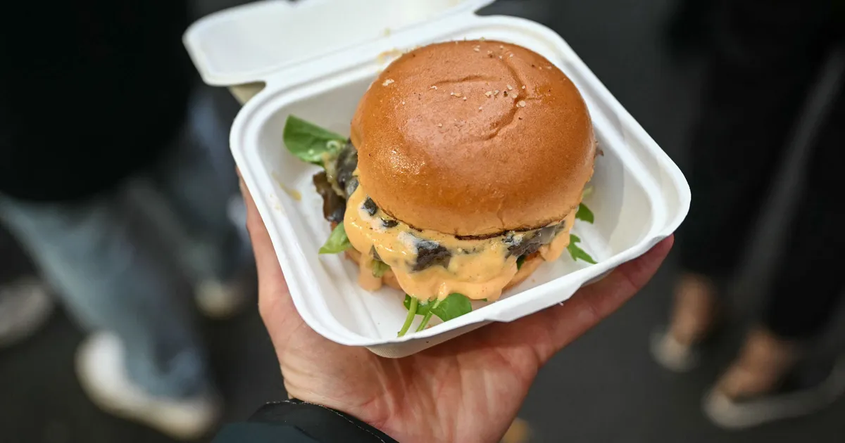 Veiseliha hinnatõus võib burgerist peagi teha vaid luksustoidu