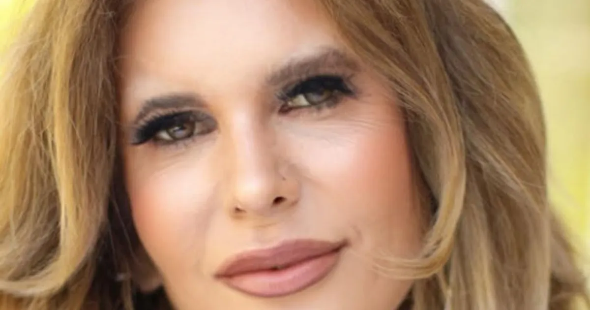 «Olen omaenda varanduse vang!» Miljonäri tütar elab lagunevas häärberis ja loeb sente