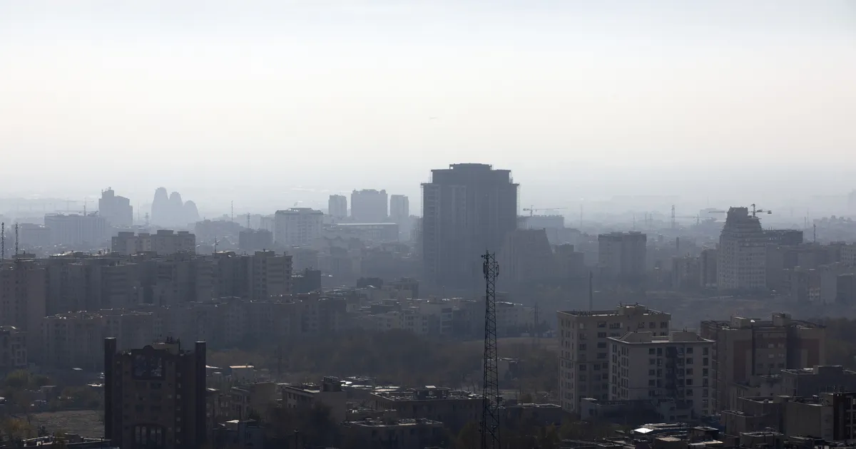 Iraanis puhkesid protestid seoses valuutakursi suure langusega