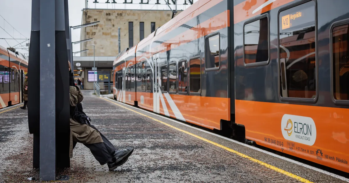 KÕHE FOTO JA VIDEO ⟩ «See sekundite mäng oleks võinud jääda viimaseks...» Jalgrattur pääses napilt rongi alla jäämisest