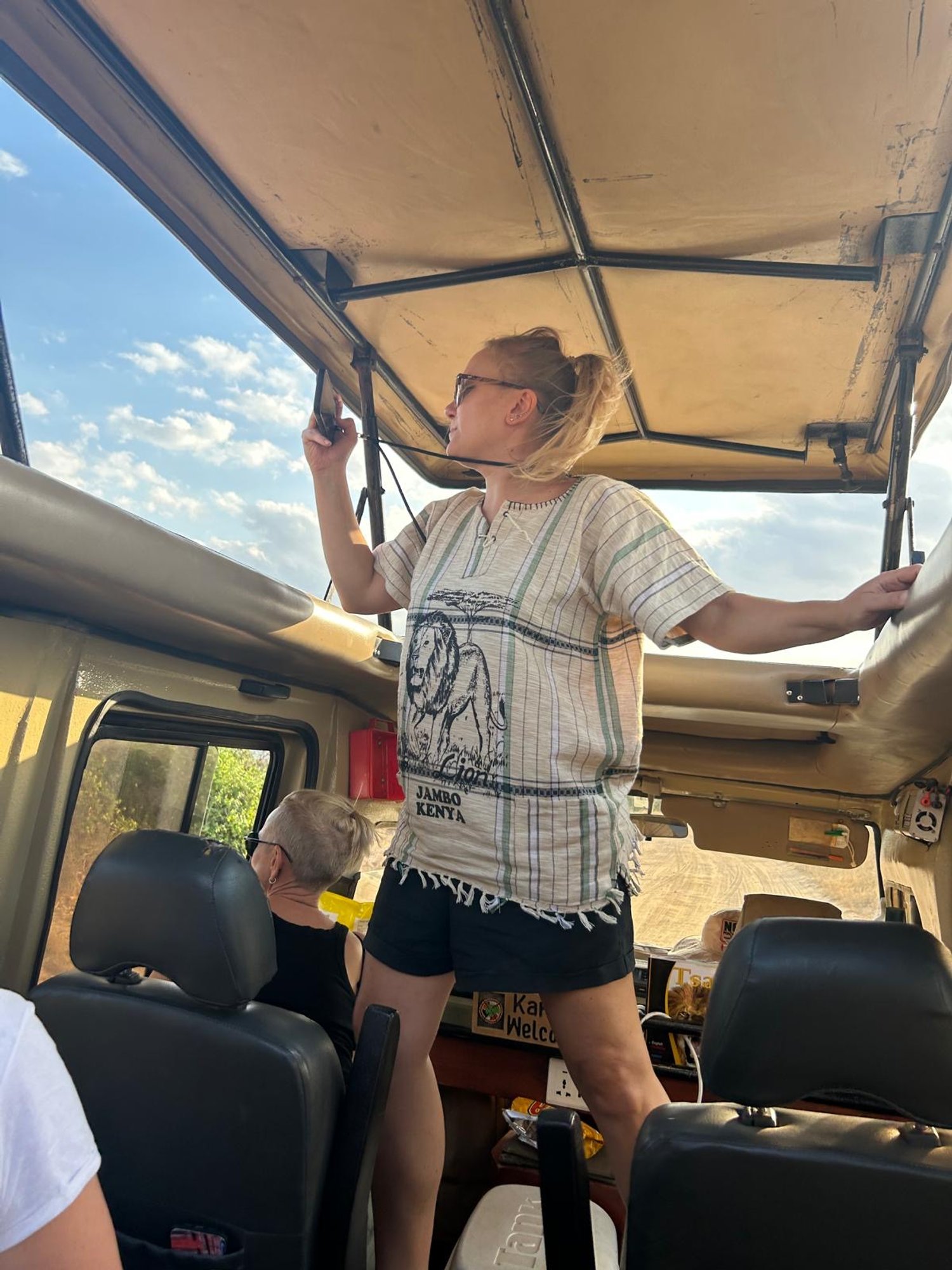 Jõuluks tullakse koju ka Aafrika mandrilt! „Eestis esitan jõuluvanale mõne Keenia tantsu“